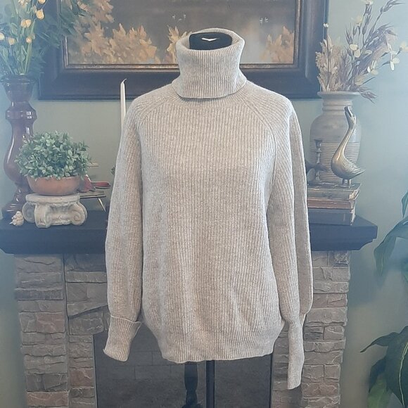 Grae Cove Sweaters - Grae Cove 100% Merino Wool Turtleneck Sweater